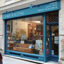 Enseigne d'une librairie, lettrages peints à la main